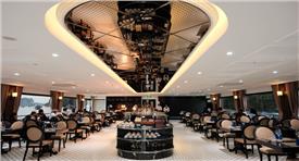 Du thuyền Halora Nova